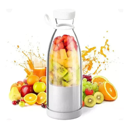 Kompaktowy przenośny blender do koktajli z pojemnikiem i zakrętką, nowoczesny biały design na białym tle