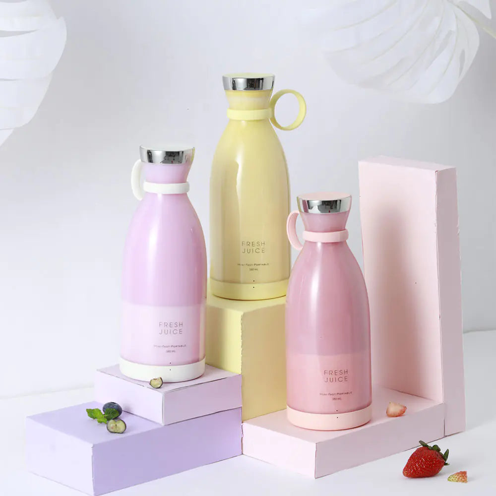 Przenośny blender ultra-kompaktowy, stylowy, z akumulatorem i mocnymi ostrzami do smoothie i koktajli proteinowych.