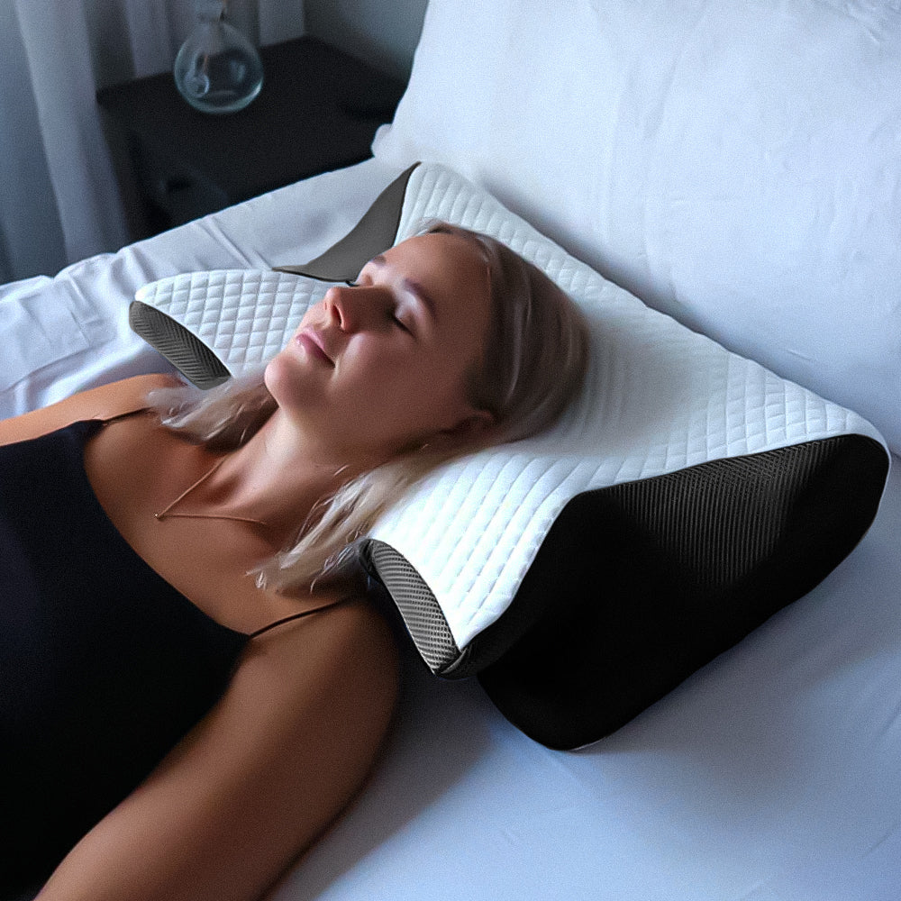 Ergonomiczna poduszka ortopedyczna z pianki memory, zaprojektowana w celu zmniejszenia bólu szyi i pleców, z hipoalergiczną poszewką.