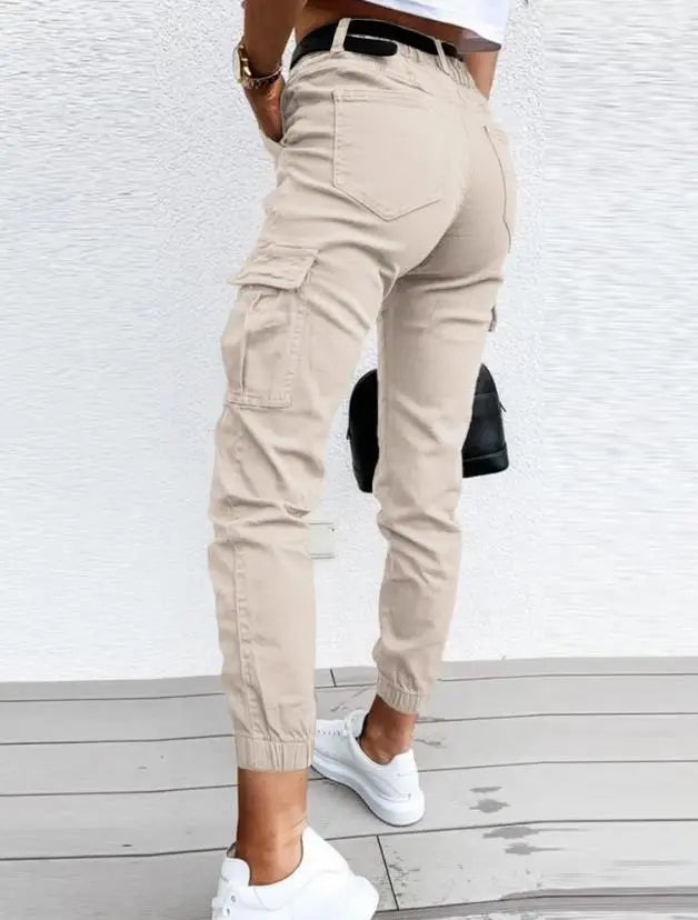 Nowoczesne damskie spodnie cargo z wieloma kieszeniami, miejski styl, eleganckie i praktyczne, luźna sylwetka