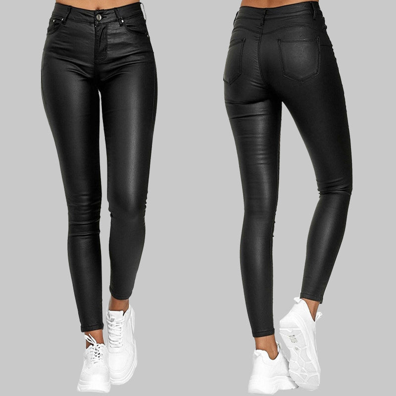 Damskie czarne skórzane spodnie slim fit z wysokim stanem, dopasowany krój dla eleganckiego wyglądu i maksymalnego komfortu.