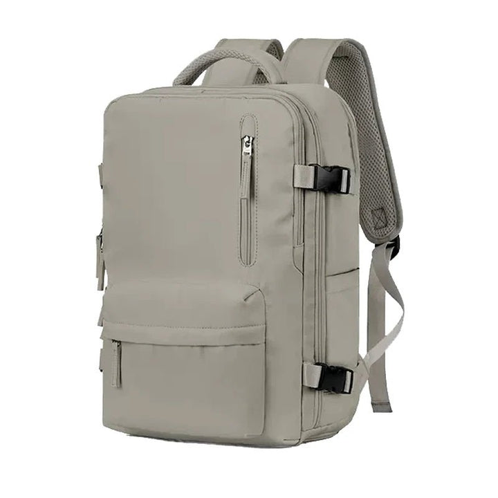 Boczne paski kompresyjne plecaka wyprawowego TrailSafe Pro, stabilizujące bagaż.
