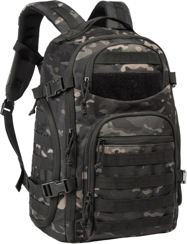 Plecak taktyczny 35L Molle z miejscem na laptopa, widok z przodu. Idealny do outdooru i podróży.