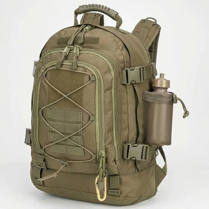 Ergonomiczny plecak turystyczny 65L, z wygodnymi szelkami i systemem wentylacji, na długie trekkingi i camping.