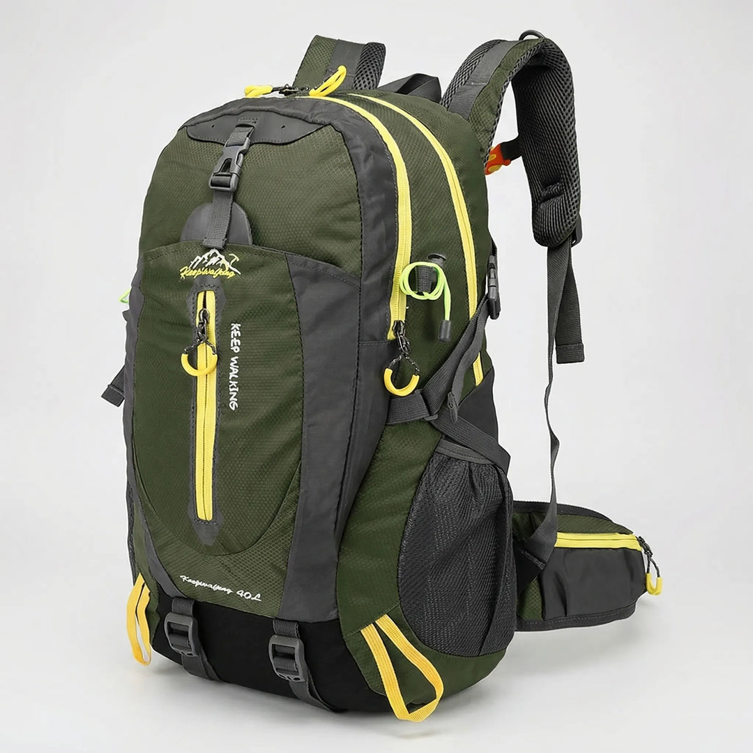 Praktyczny plecak outdoor 40L, z wieloma kieszeniami i mocowaniami. Idealny na trekking.