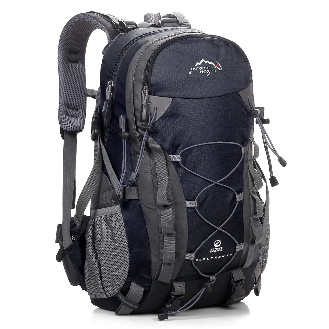 Plecak trekkingowy ExplorerMax 40L, idealny na wędrówki, kemping i podróże.