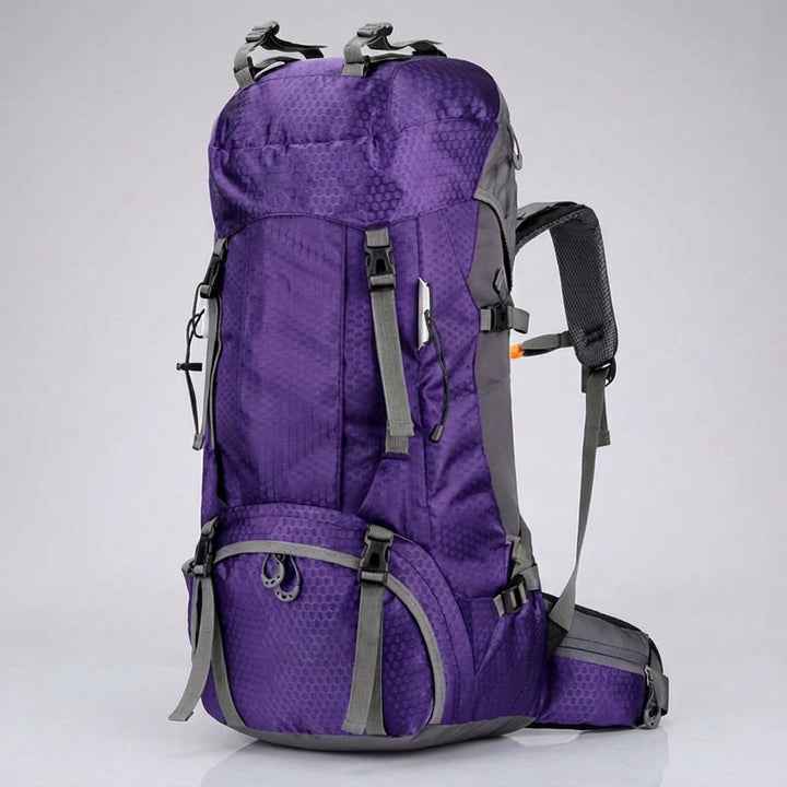 Pojemny plecak trekkingowy 60L do długich wypraw i podróży, duża przestrzeń bagażowa, bezpieczeństwo.