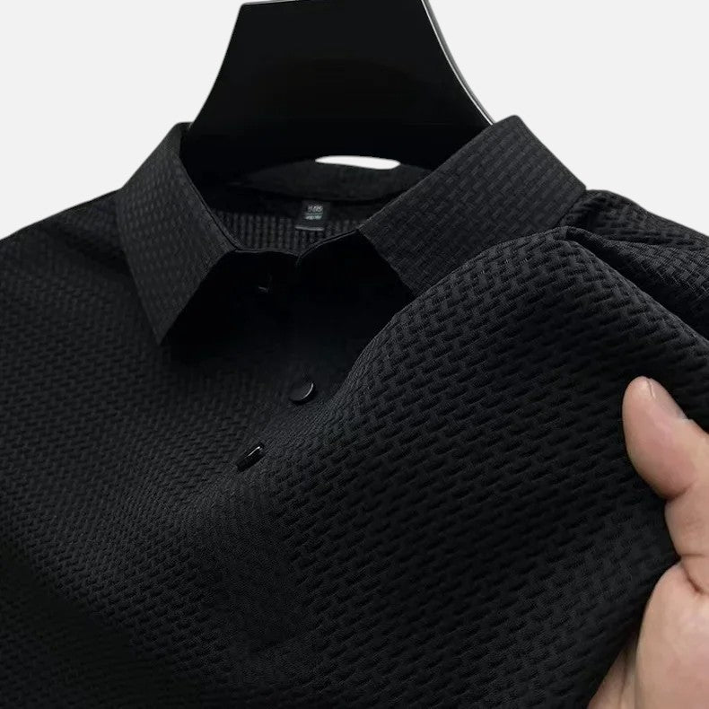Elegancka, oddychająca męska koszulka polo z krótkim rękawem, z lekkiego materiału, idealna na lato.