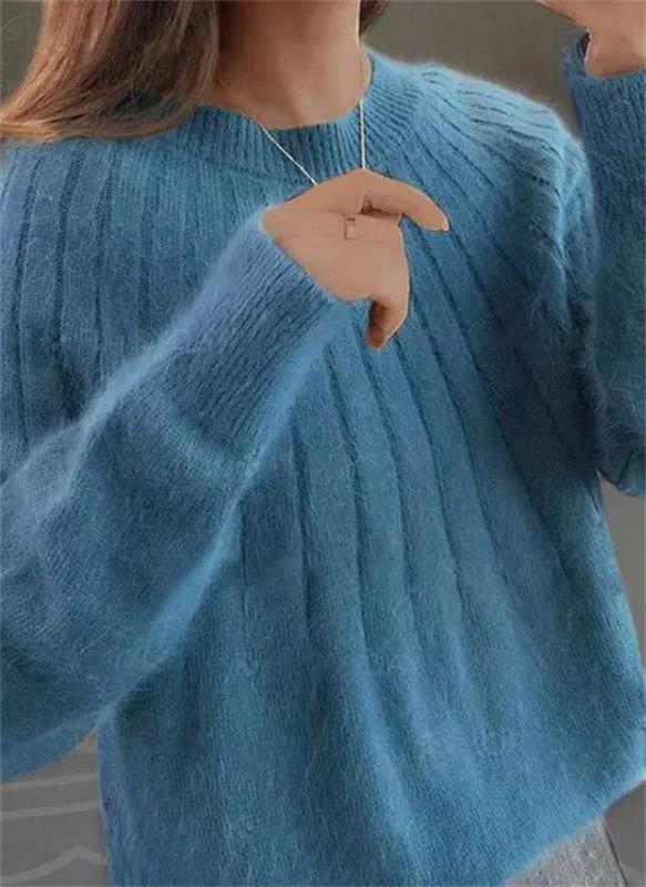 Damski sweter Ania w kolorze kaszmirowym, elegancki, z długim rękawem i okrągłym dekoltem, idealny na jesień i zimę.