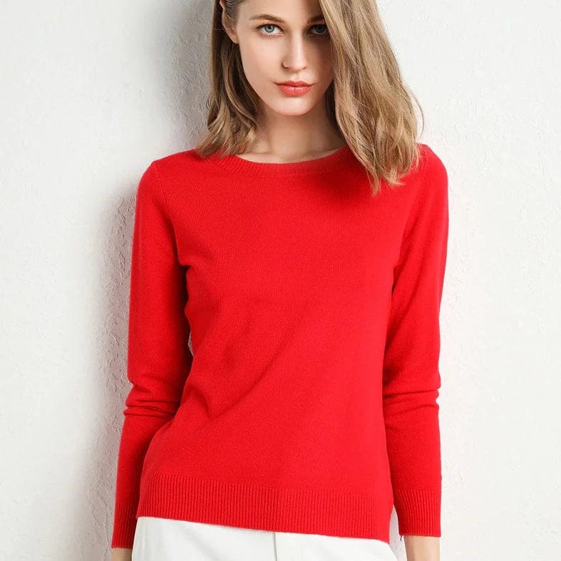 Damski elegancki czarny sweter, okrągły dekolt, klasyczny krój, komfort i ponadczasowy styl idealny na zimę.