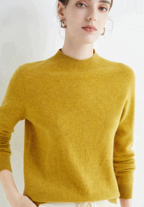 Damski sweter z miękkiego materiału, idealny na każdą okazję