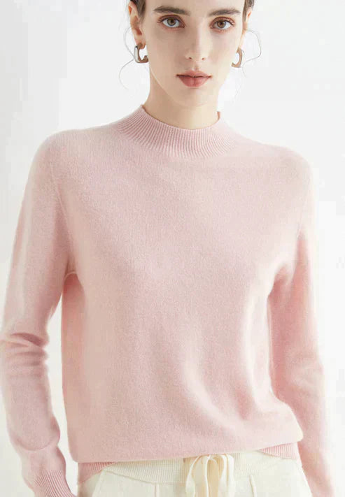 Damski sweter z miękkiego materiału, idealny na każdą okazję
