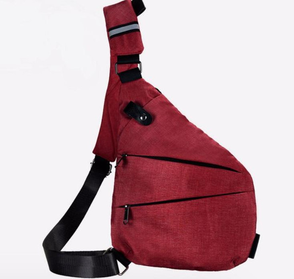 Antykradzieżowa torba na ramię dla mężczyzn, ergonomiczny design, wodoodporny materiał, liczne przegródki, stylowy kolor.