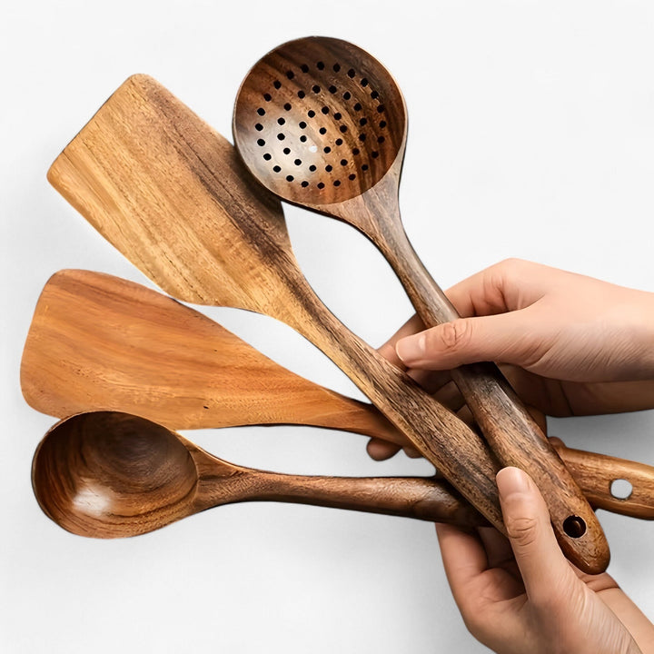 11-częściowy zestaw eleganckich drewnianych przyborów kuchennych EcoWood, idealny do powierzchni nieprzywierającej.