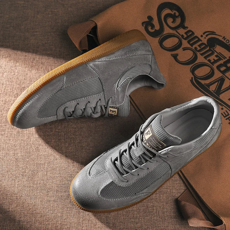Męskie sneakersy z włoskiej skóry, eleganckie i komfortowe, czarny design, antypoślizgowa podeszwa.