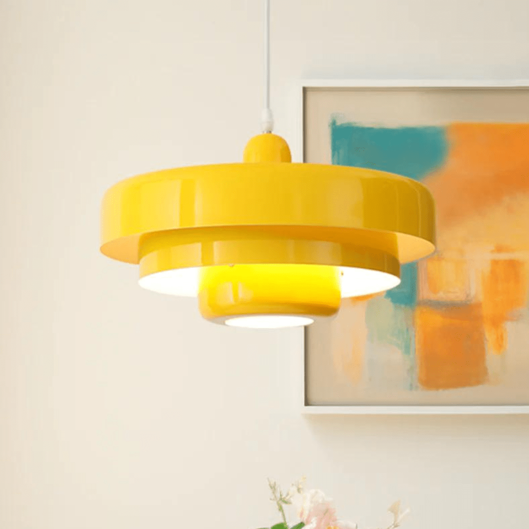 Wisząca lampa LED vintage, szkło i metal, ciepłe światło 2700K, elegancki design do ciepłego wnętrza.