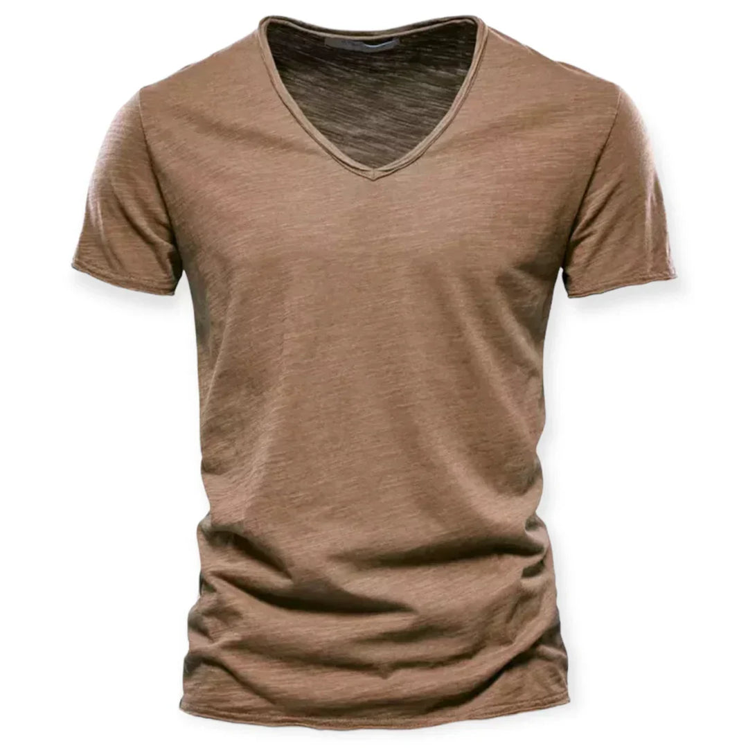Męski T-shirt z dekoltem V, wygodny, z krótkim rękawem, idealny do eleganckiego i komfortowego codziennego stylu.