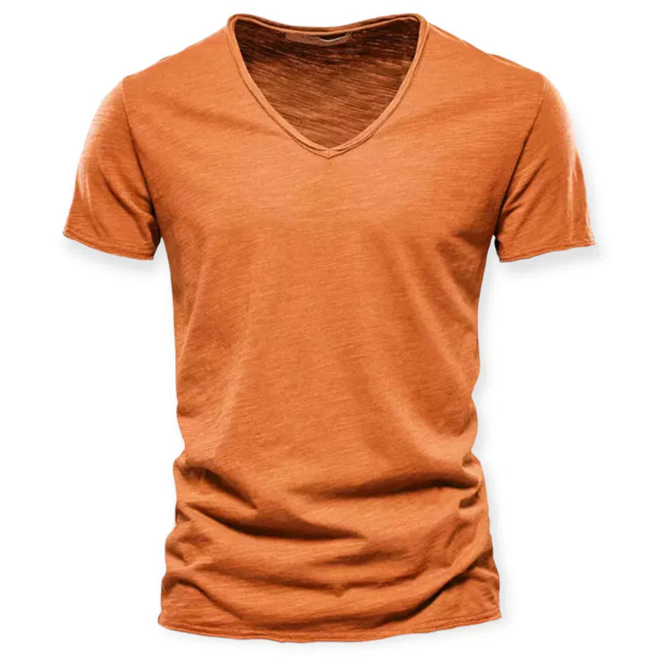 Męski T-shirt z dekoltem V, wygodny, z krótkim rękawem, idealny do eleganckiego i komfortowego codziennego stylu.