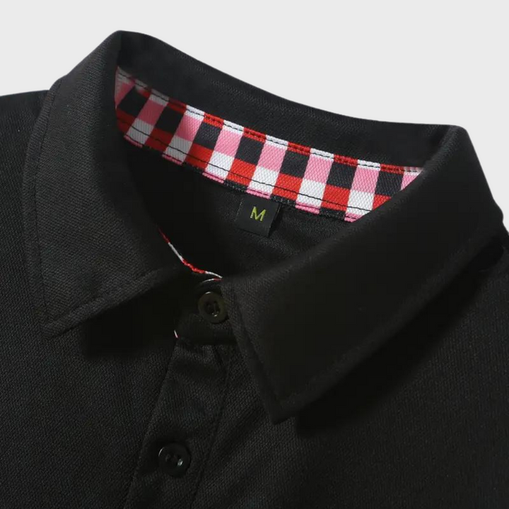 Męska koszulka z długim rękawem w kolorze czarnym, elegancki fason, miękki i oddychający materiał, idealna do eleganckich i wygodnych stylizacji.