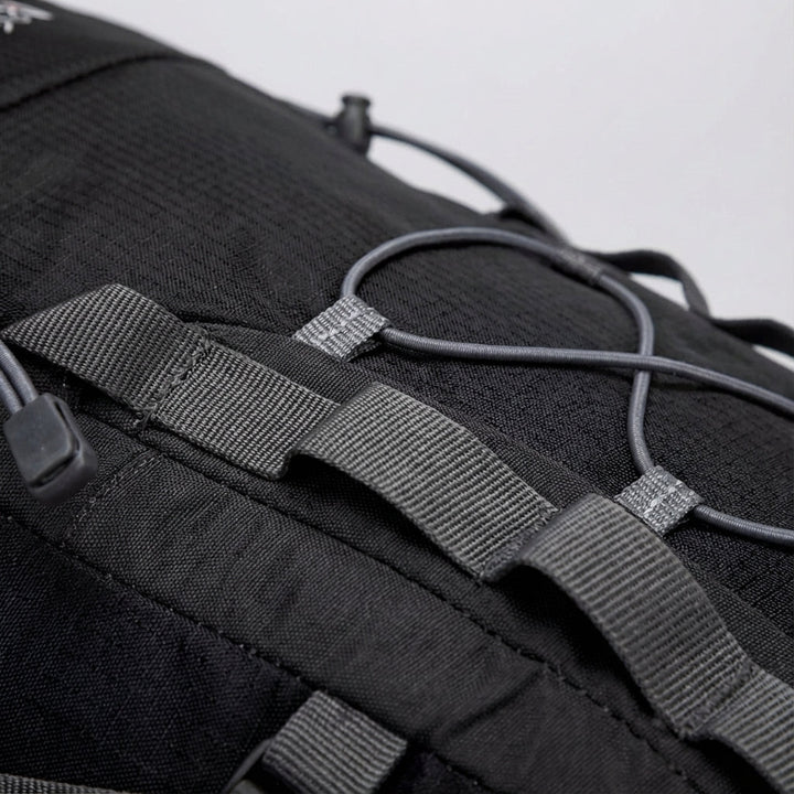 Funkcjonalny plecak podróżny unisex 40L na trekking i przygody, z komfortowym systemem nośnym.
