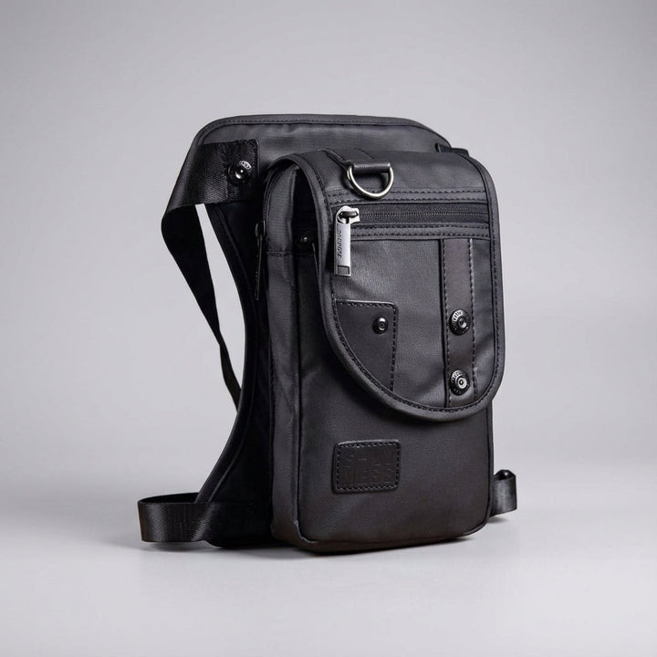 Nerka CrossGrip, czarna, na biodro lub crossbody, wodoodporna, z organizerem na drobiazgi, komfortowa i bezpieczna.