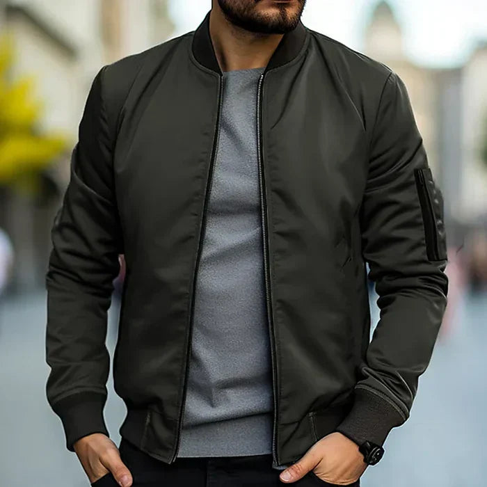 Elegancka kurtka bomberka damska, ciepła, z izolowaną podszewką, uniwersalna, miejski styl, różne rozmiary, ściągacz przy rękawach i na dole.