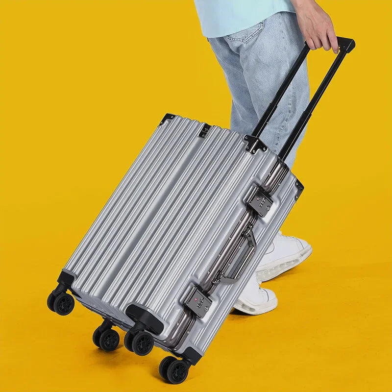 Walizka Geneva unisex z twardą skorupą. Aluminiowy bagaż podróżny na kółkach. Idealna na wakacje.