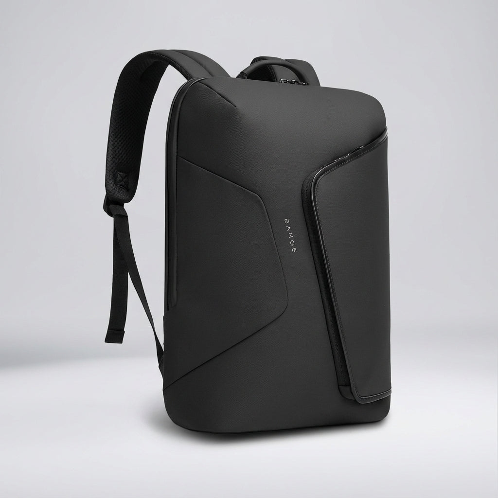 Stylowy, wodoodporny plecak miejski FluxPack, idealny dla profesjonalistów i podróżników, z ergonomicznym designem.