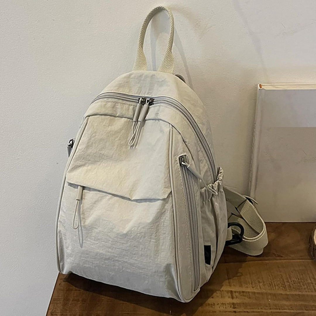 Nowoczesny, wodoodporny plecak Arvion z minimalistycznym designem, idealny do miejskiego stylu życia.
