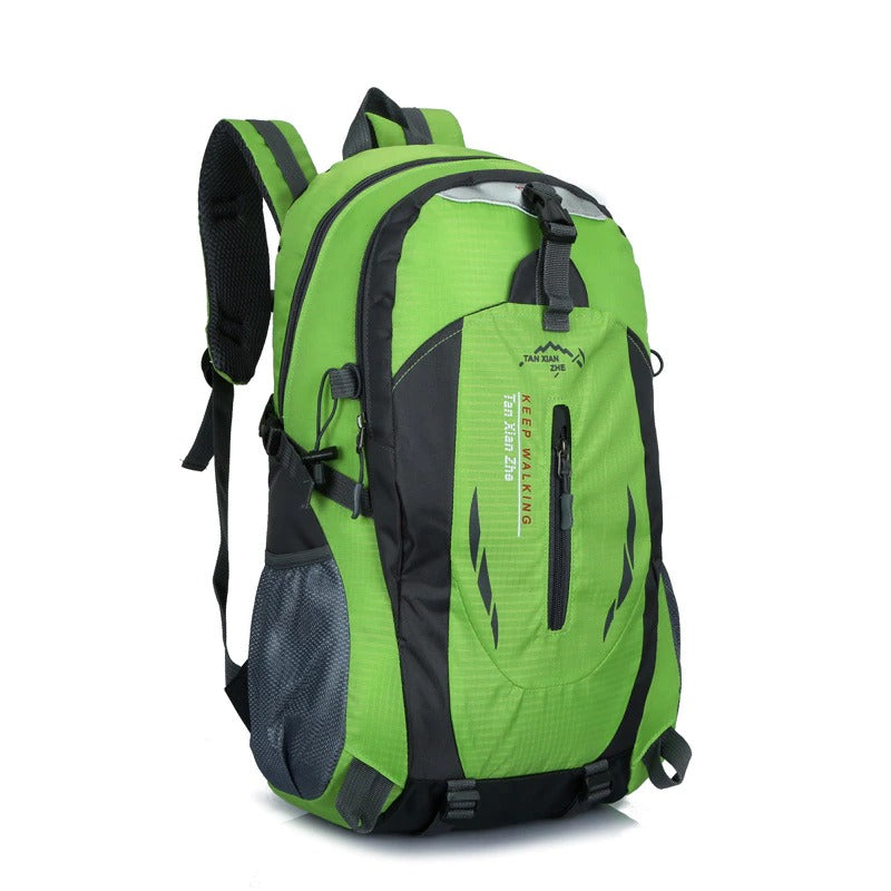 Tekstura wodoodpornego materiału plecaka turystycznego Sean 50L, gotowego na zmienne warunki outdoor.