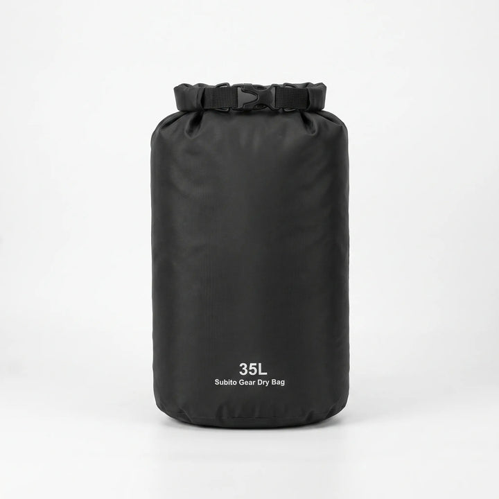 Czarny Dry Bag z rolltopem, sucha torba na wyprawy kajakowe, żeglarskie i trekkingowe.